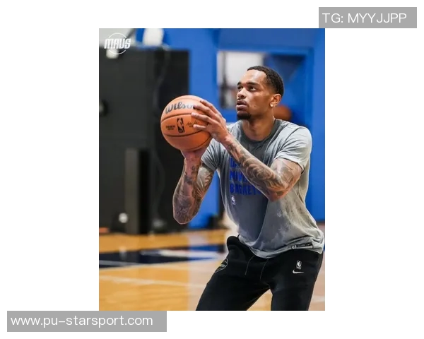 全队齐心协力专注训练独行侠官方分享精彩瞬间 全队齐心协力专注训练独行侠官方分享精彩瞬间