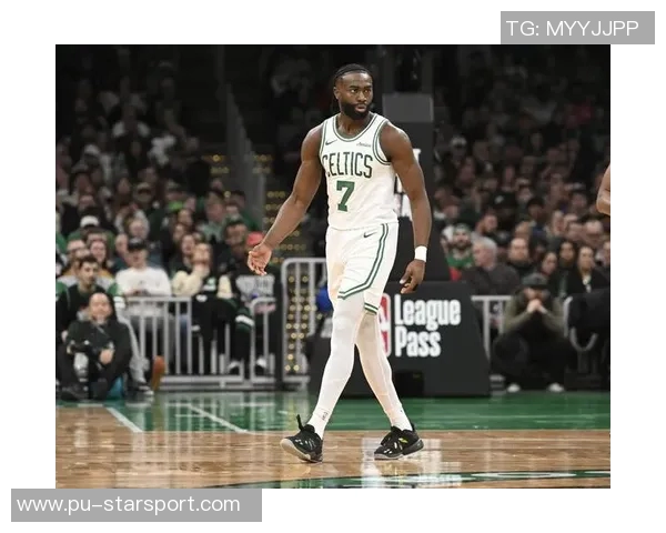 NBA新赛季小前锋评选结果揭晓杰伦布朗荣膺最佳称号 NBA新赛季小前锋评选结果揭晓杰伦布朗荣膺最佳称号