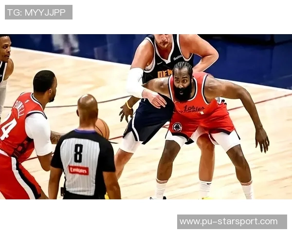 哈登称赞大洛风格独特期待填补球队之前的空缺