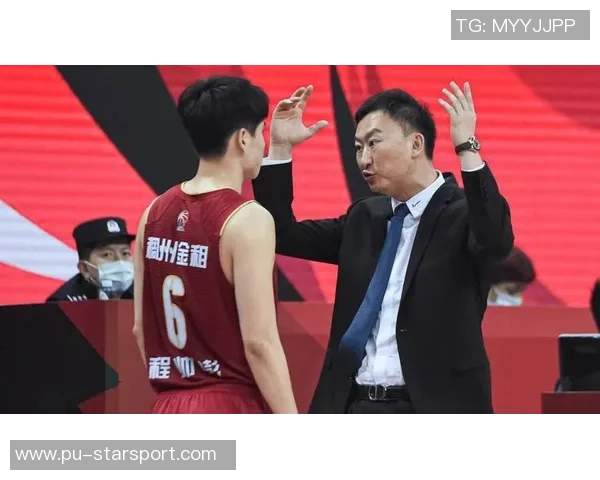 刘维伟小考杨瀚森左手右手拿刀的选择与米奇筷子的灵活运用